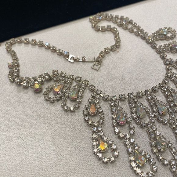 Vintage 1950’s Rhinestone Statement Necklace - Picture 7 of 9